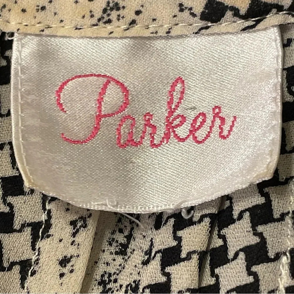 PARKER Silk Houndstooth Print Blouse - Picture 4 of 6
